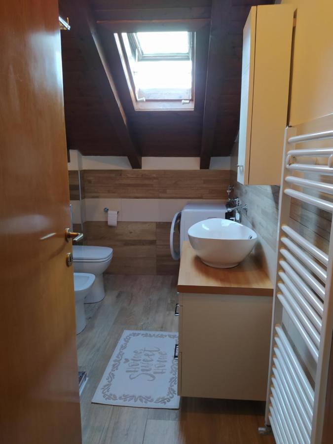 La Mansarda Di Sabina. Appartement Fiera Di Primiero Buitenkant foto