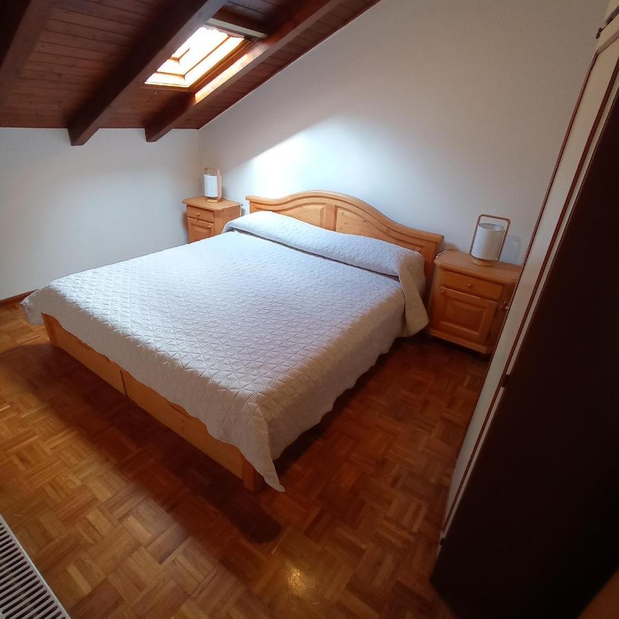 La Mansarda Di Sabina. Appartement Fiera Di Primiero Buitenkant foto